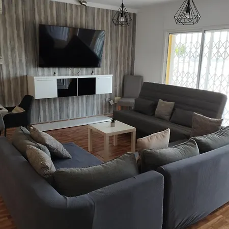 Casa Puigmal * Empuriabrava