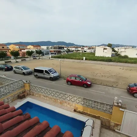Casa Puigmal Nyaraló *